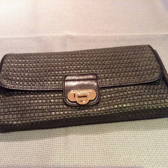 French connection weave clutch - Picture 1 of 5